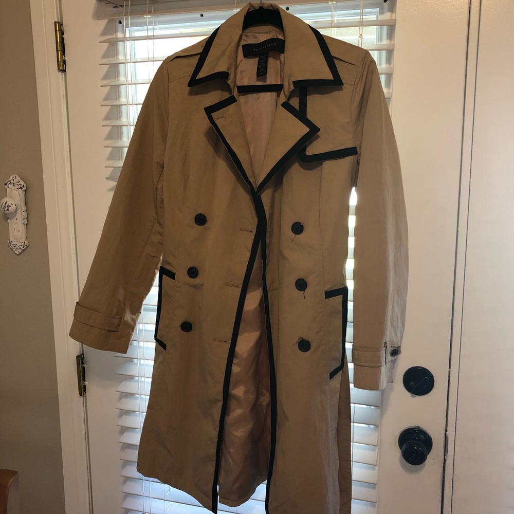 Trench coat